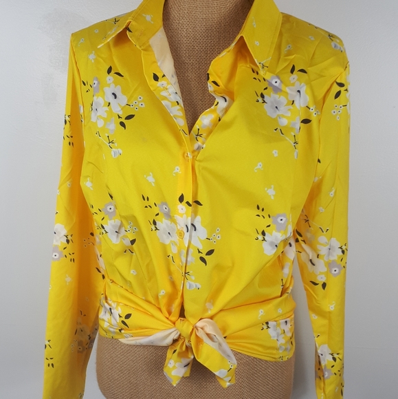 Tops - Kekebest elegant summer club shirt. (Made small)